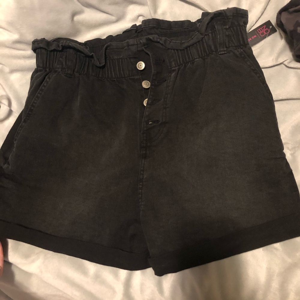 Ruffled high waisted shorts